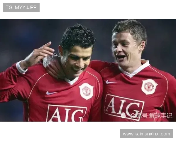 曼联铁粉坚持390天不剪头发挑战走红背后故事揭示真挚信仰与初心 曼联铁粉坚持390天不剪头发挑战走红背后故事揭示真挚信仰与初心